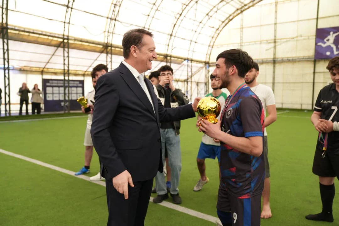 “Şəhərsalma və Memar