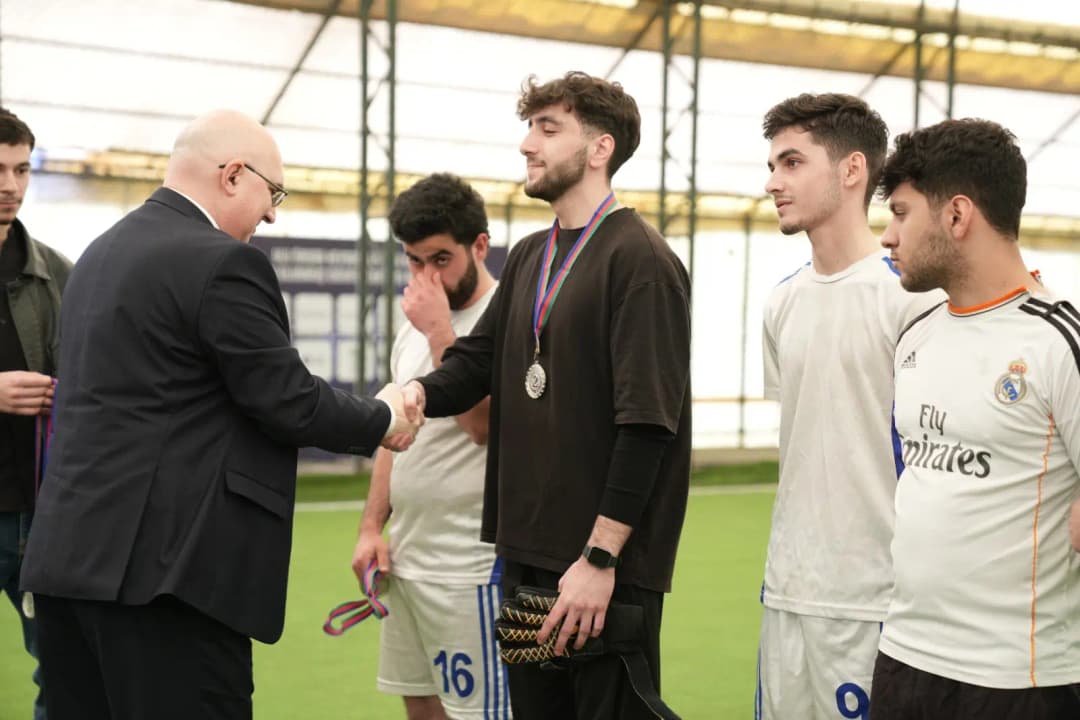 “Şəhərsalma və Memar