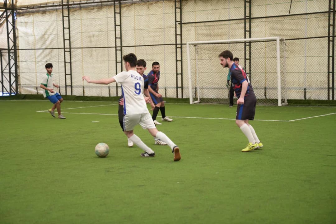 “Şəhərsalma və Memar