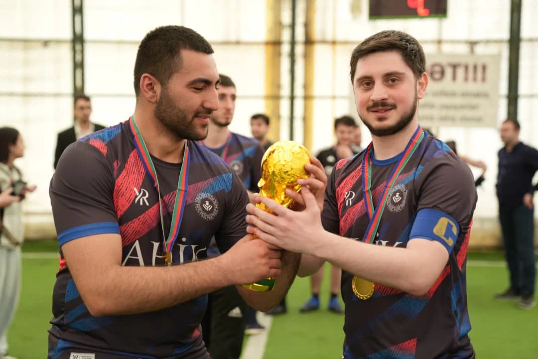 “Şəhərsalma və Memar