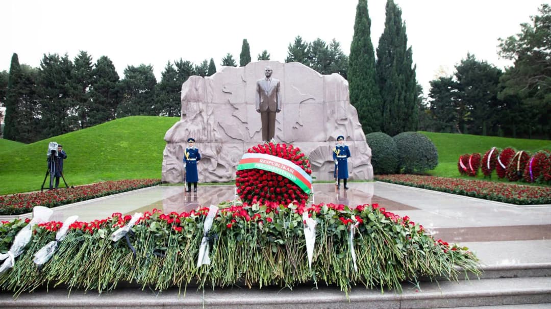 Ulu Öndər Heydər Əli